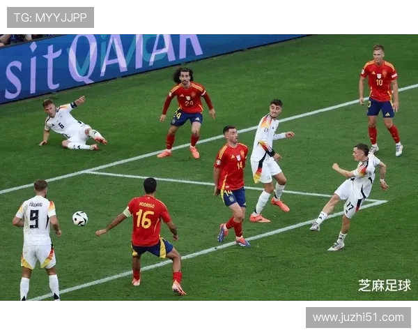 拜仁开季连胜追平AC米兰纪录孔帕尼海报引发球迷热议