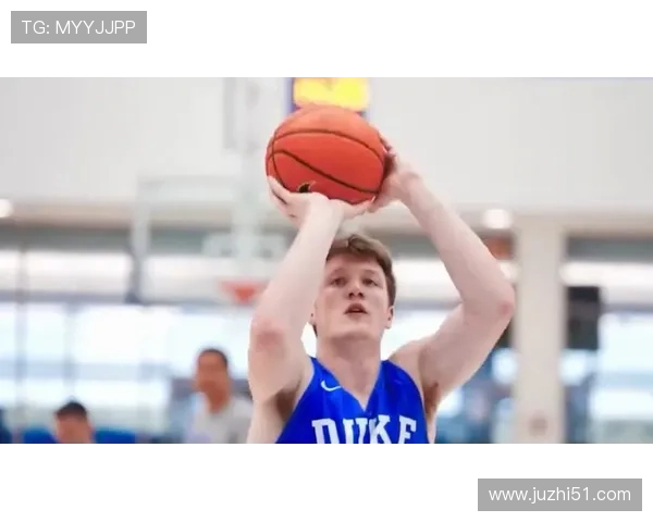 克尼佩尔下半场发力却三分失准11投5中仅得12分4篮板表现平平