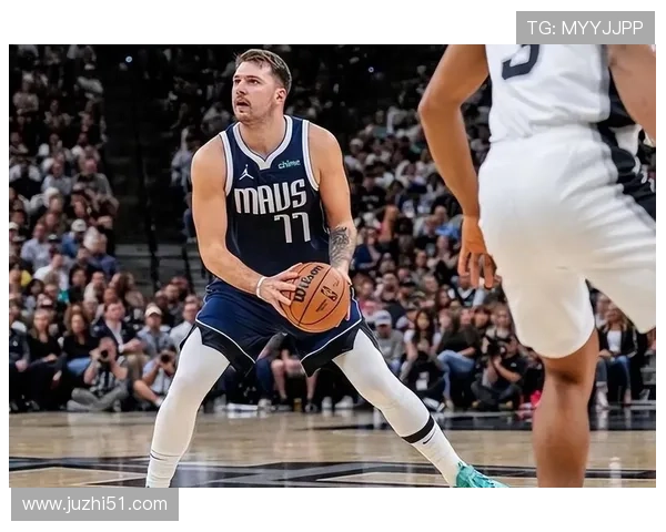 东契奇对决文班亚马保持全胜战绩五场零失利展现绝对优势